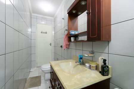 Casa à venda com 250m², 2 quartos e 2 vagas Casa à venda com 250m², 2 quartos e 2 vagasBanheiro 1
