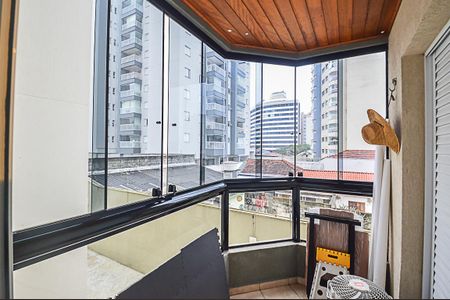 Apartamento à venda com 110m², 3 quartos e 2 vagas Apartamento à venda com 110m², 3 quartos e 2 vagasSacada do Quarto 2