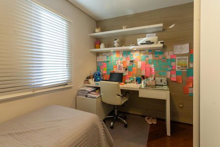 Apartamento à venda com 115m², 3 quartos e 3 vagasQuarto 1