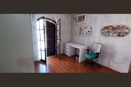 Casa à venda com 118m², 3 quartos e 2 vagasQuarto 2