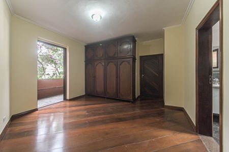 Casa para alugar com 300m², 3 quartos e 5 vagasSuíte 1