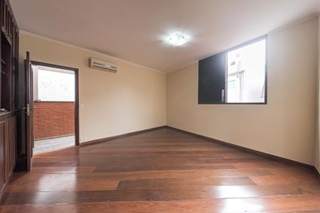 Casa para alugar com 300m², 3 quartos e 5 vagasSuíte 3