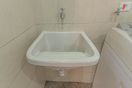 Casa para alugar com 300m², 3 quartos e 5 vagasÁrea de Serviço