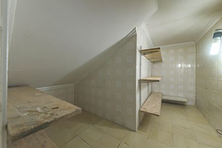 Casa para alugar com 300m², 3 quartos e 5 vagasDespensa