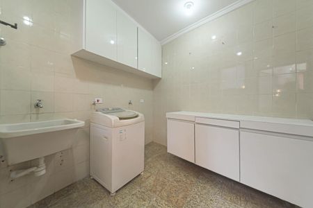 Casa para alugar com 300m², 3 quartos e 5 vagasÁrea de Serviço