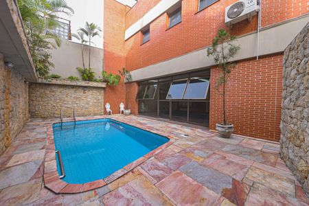 Casa para alugar com 300m², 3 quartos e 5 vagasPiscina