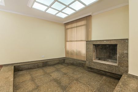 Casa para alugar com 300m², 3 quartos e 5 vagasSala