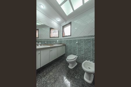 Casa para alugar com 300m², 3 quartos e 5 vagasBanheiro da Suíte 1