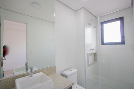 Apartamento à venda com 96m², 2 quartos e 2 vagasBanheiro do quarto 2