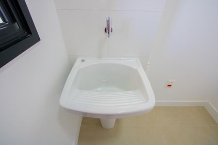 Apartamento à venda com 96m², 2 quartos e 2 vagasÁrea de serviço