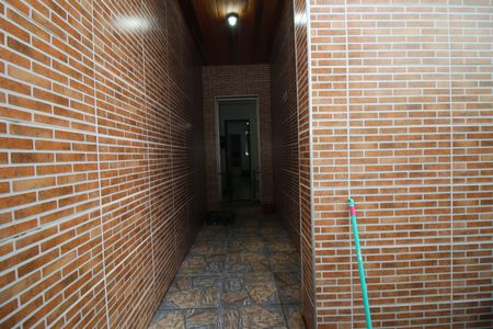 Casa à venda com 125m², 3 quartos e 1 vagaCorredor de acesso