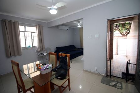 Casa à venda com 125m², 3 quartos e 1 vagaSala