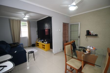 Casa à venda com 125m², 3 quartos e 1 vagaSala