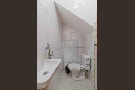 Casa à venda com 177m², 3 quartos e 5 vagasBanheiro de Serviço