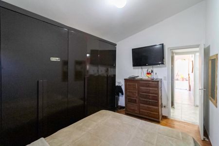 Casa à venda com 110m², 3 quartos e 3 vagas Casa à venda com 110m², 3 quartos e 3 vagasQuarto 2