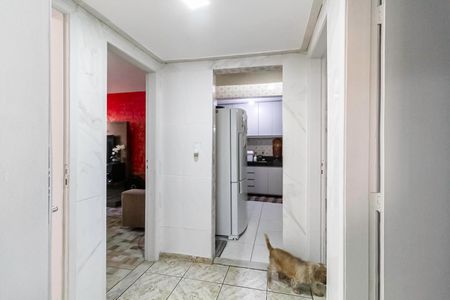 Casa à venda com 110m², 3 quartos e 3 vagas Casa à venda com 110m², 3 quartos e 3 vagasCorredor