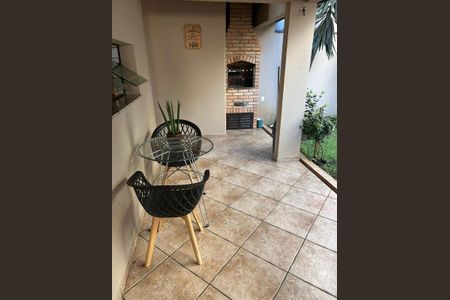 Casa à venda com 295m², 3 quartos e 4 vagas Casa à venda com 295m², 3 quartos e 4 vagasFoto 39