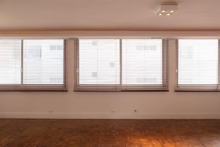 Apartamento à venda com 158m², 2 quartos e 2 vagasSala