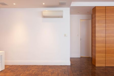 Apartamento à venda com 158m², 2 quartos e 2 vagasSala