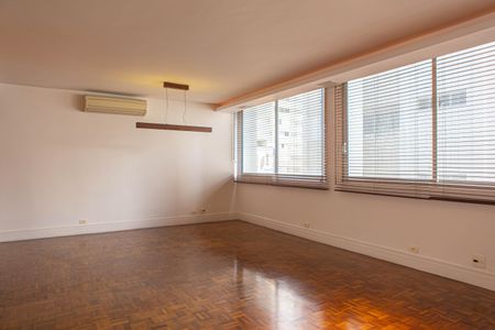 Apartamento à venda com 158m², 2 quartos e 2 vagasSala