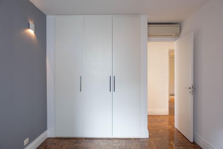 Apartamento à venda com 158m², 2 quartos e 2 vagasQuarto