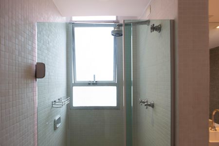 Apartamento à venda com 158m², 2 quartos e 2 vagasBanheiro da Suíte