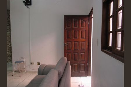 Casa à venda com 130m², 1 quarto e 1 vagaSala