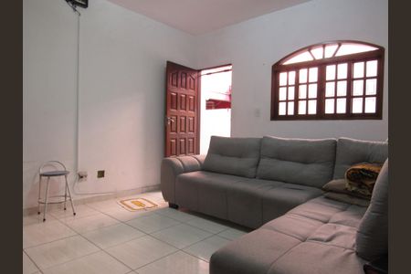 Casa à venda com 130m², 1 quarto e 1 vagaSala