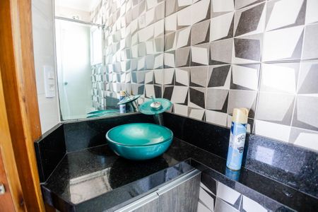 Apartamento à venda com 110m², 2 quartos e 2 vagasBanheiro da Suíte