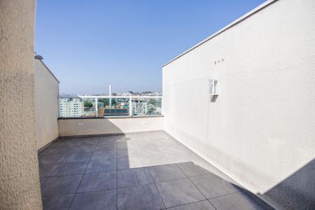 Apartamento à venda com 110m², 2 quartos e 2 vagasCobertura