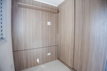 Apartamento à venda com 110m², 2 quartos e 2 vagasQuarto