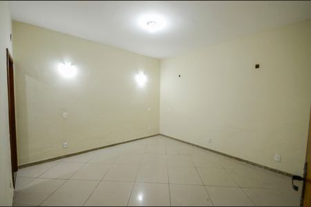 Casa para alugar com 150m², 3 quartos e 1 vagaSuíte