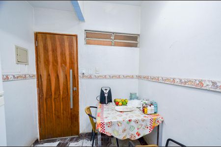 Apartamento para alugar com 90m², 3 quartos e sem vaga Apartamento para alugar com 90m², 3 quartos e sem vagaCozinha