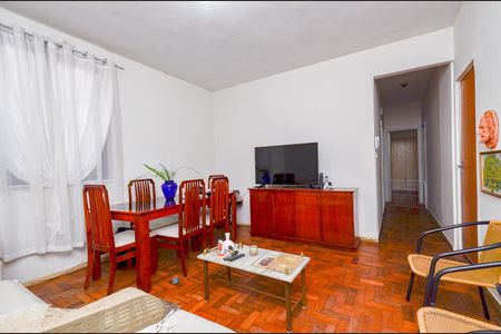 Apartamento para alugar com 90m², 3 quartos e sem vaga Apartamento para alugar com 90m², 3 quartos e sem vagaSala