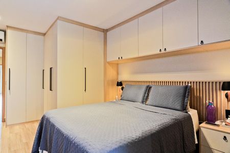 Casa à venda com 206m², 3 quartos e 4 vagasSuíte 1