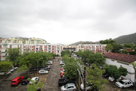 Apartamento à venda com 60m², 2 quartos e 2 vagasVista da Área de Serviço