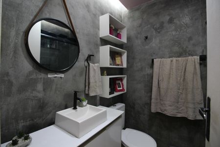 Apartamento à venda com 60m², 2 quartos e 2 vagasBanheiro Social