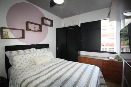 Apartamento à venda com 60m², 2 quartos e 2 vagasQuarto 2