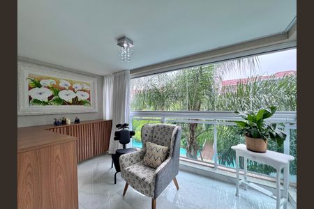 Apartamento à venda com 174m², 3 quartos e 2 vagasSuíte 1