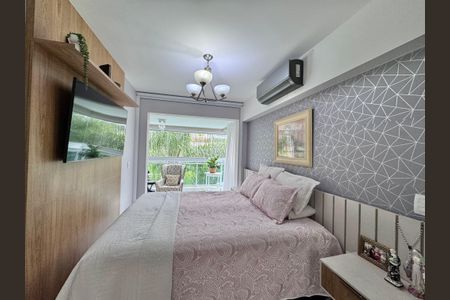 Apartamento à venda com 174m², 3 quartos e 2 vagasSuíte 1