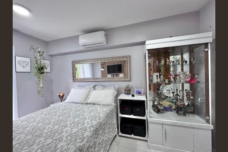 Apartamento à venda com 174m², 3 quartos e 2 vagasSuíte 2