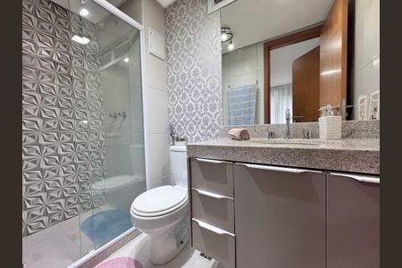 Apartamento à venda com 174m², 3 quartos e 2 vagasBanheiro da Suíte 2