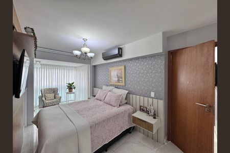Apartamento à venda com 174m², 3 quartos e 2 vagasSuíte 1