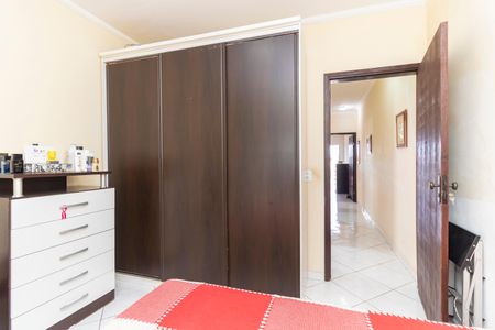 Casa para alugar com 130m², 3 quartos e 2 vagasQuarto 2