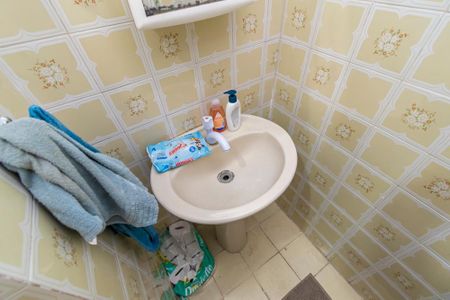 Casa à venda com 400m², 6 quartos e 2 vagasCasa 4 - Banheiro social