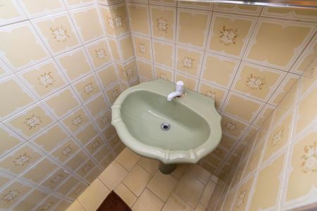 Casa à venda com 400m², 6 quartos e 2 vagasCasa 3 - Banheiro