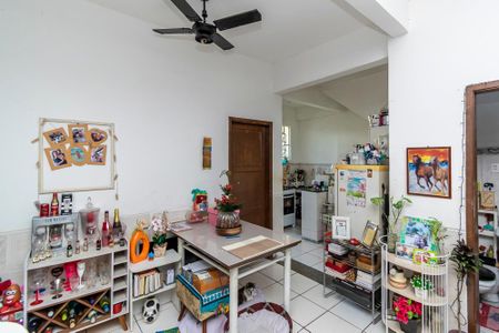 Casa à venda com 400m², 6 quartos e 2 vagasCasa 5 - Sala