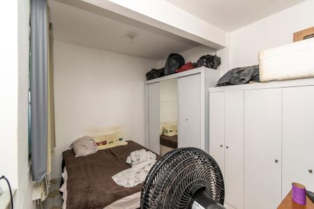 Casa à venda com 400m², 6 quartos e 2 vagasCasa 4 - Quarto