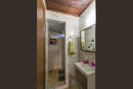 Casa à venda com 400m², 6 quartos e 2 vagasCasa 1 -  Banheiro social