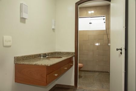 Casa para alugar com 1100m², 8 quartos e 8 vagasCasa 1 - Lavabo